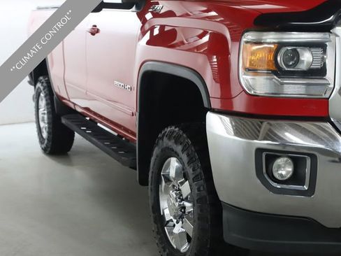 Used 2015 GMC Sierra 2500 SLE w/ SLE Preferred Package image 5