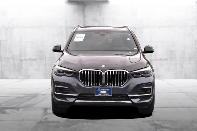 Used 2022 BMW X5 xDrive40i AWD/4WD image 3