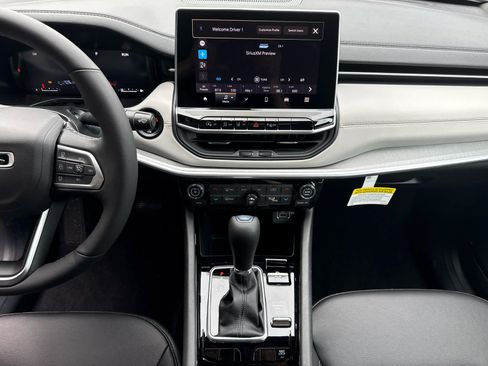 New 2026 Jeep Compass Limited AWD/4WD image 22