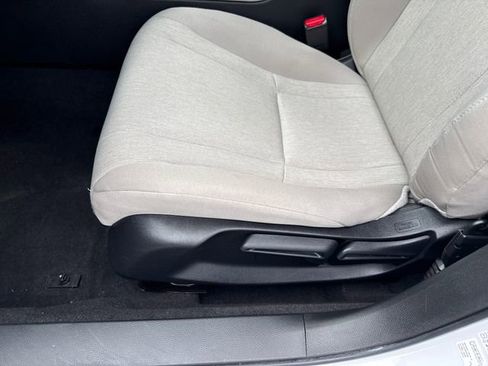 Used 2025 Honda Accord LX image 11