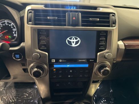 Used 2023 Toyota 4Runner Limited AWD/4WD image 17