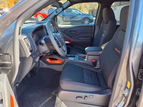 New 2026 Nissan Frontier PRO-4X w/ Pro-4x Convenience Package image 14