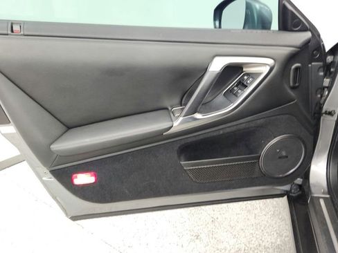 Used 2009 Nissan GT-R Premium AWD/4WD image 24