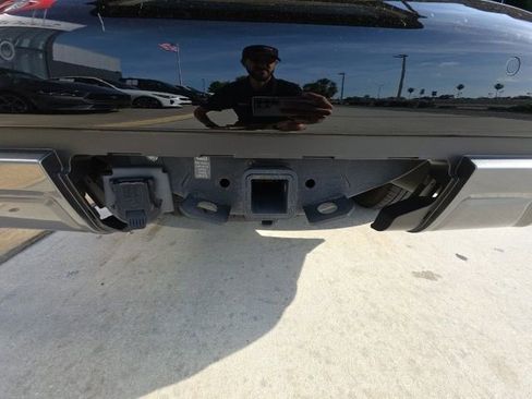 Used 2019 Nissan Armada Platinum w/ Cargo Package RWD image 30
