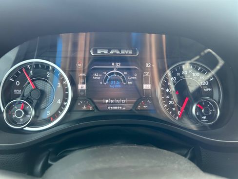 Used 2022 RAM 1500 Laramie w/ Sport Appearance Package AWD/4WD image 16