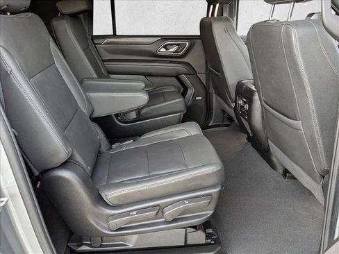 Used 2024 Chevrolet Suburban Z71 w/ Z71 Off-Road Package image 21