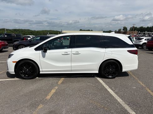 Used 2025 Honda Odyssey Sport-L image 8