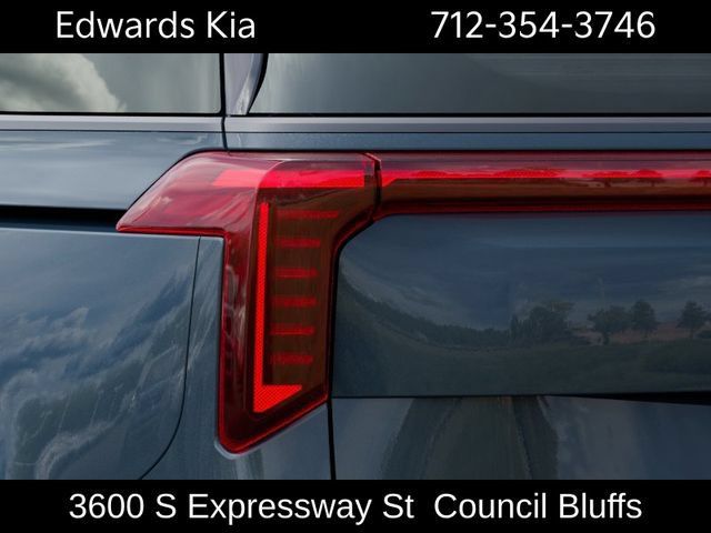 New 2027 Kia Carnival SX Prestige FWD image 13