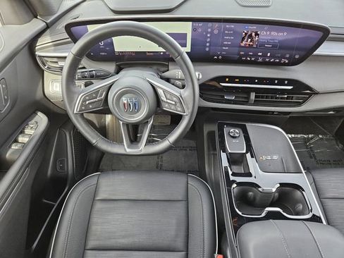 Used 2025 Buick Enclave Sport Touring image 25