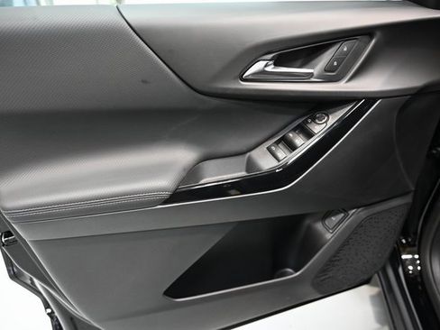 New 2026 Chevrolet Equinox LT image 24