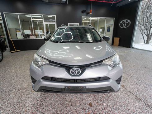Used 2016 Toyota RAV4 LE image 6