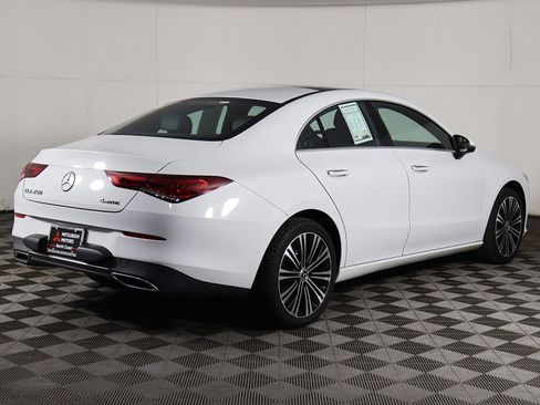 Used 2022 Mercedes-Benz CLA 250 4MATIC w/ Premium Package Lite image 9