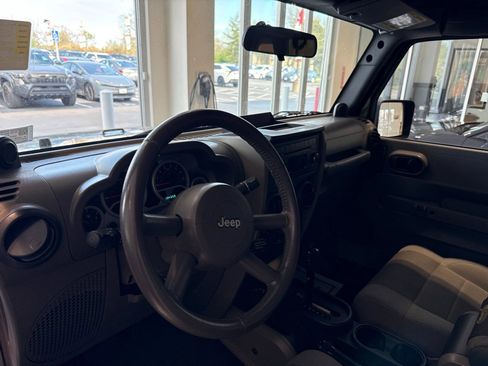 Used 2007 Jeep Wrangler Unlimited Sahara w/ Trailer Tow Group image 10