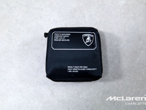 Used 2020 Lamborghini Urus image 32