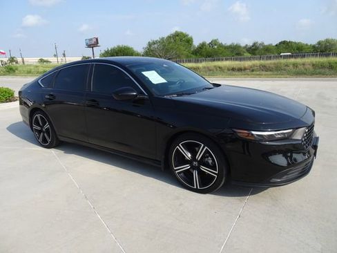 Certified 2023 Honda Accord Sport image 3