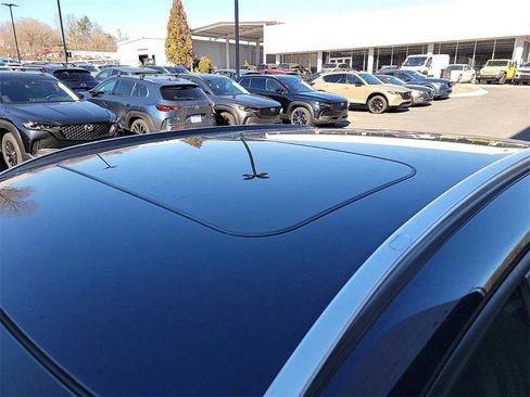 Certified 2025 MAZDA CX-30 AWD 2.5 S w/ Preferred Package image 12