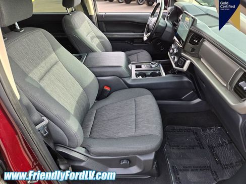 Certified 2024 Ford Expedition Max XLT image 16