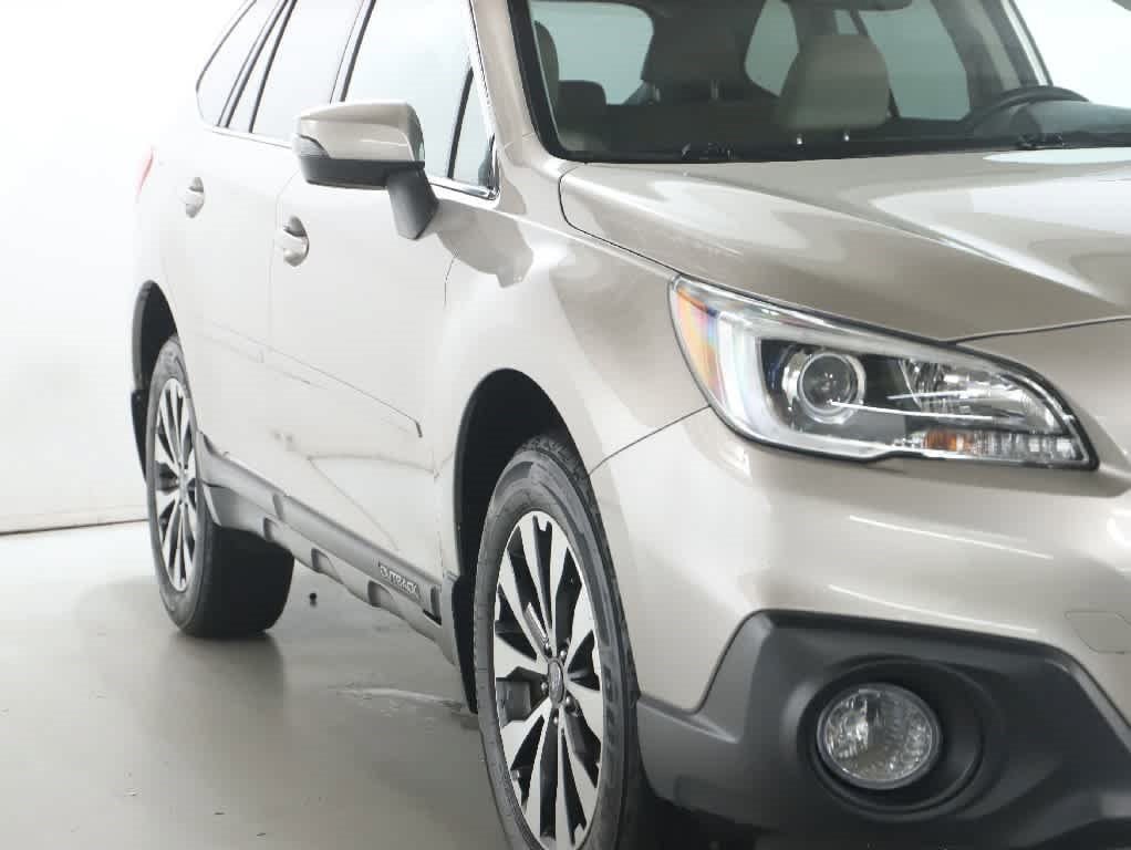 Used 2016 Subaru Outback 2.5i Limited AWD/4WD image 8