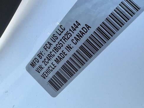 New 2026 Chrysler Pacifica Select image 19