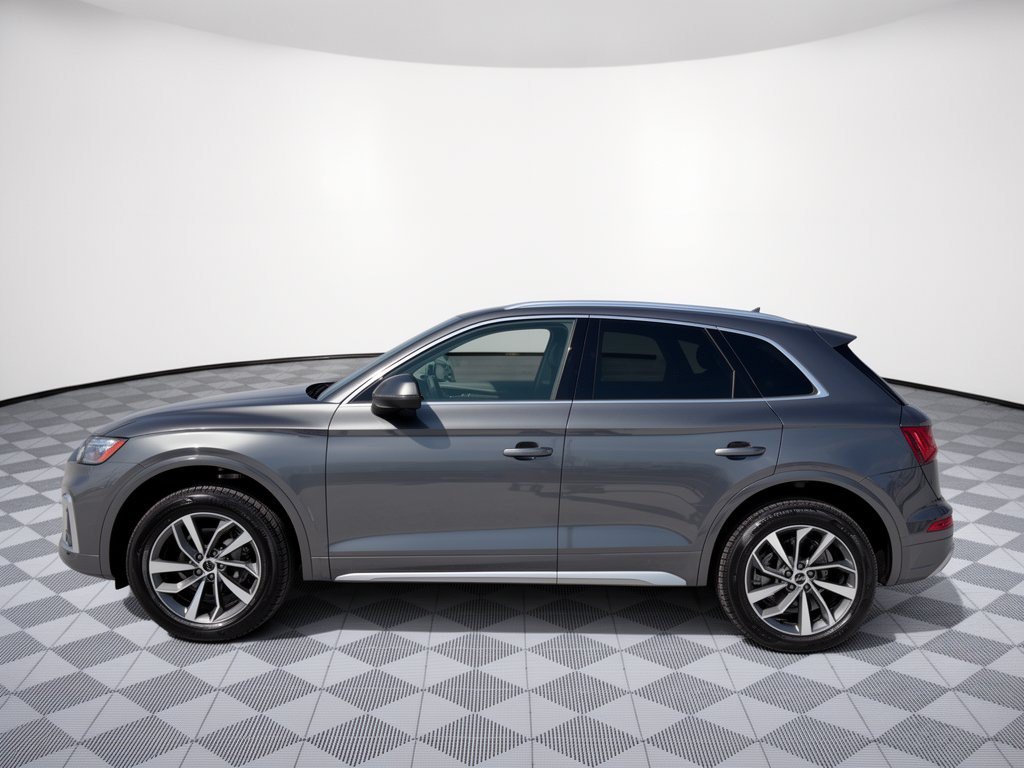 Used 2023 Audi Q5 2.0T Premium Plus w/ Premium Plus Package AWD/4WD image 2
