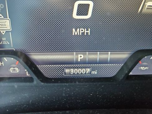 Used 2025 RAM 1500 Laramie w/ Sport Appearance Package AWD/4WD image 16