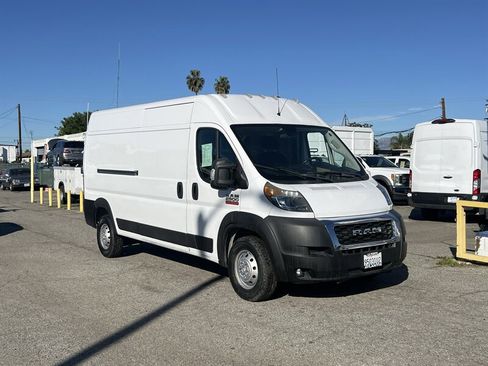 Used 2019 RAM ProMaster 2500 w/ Premium Appearance Group image 1
