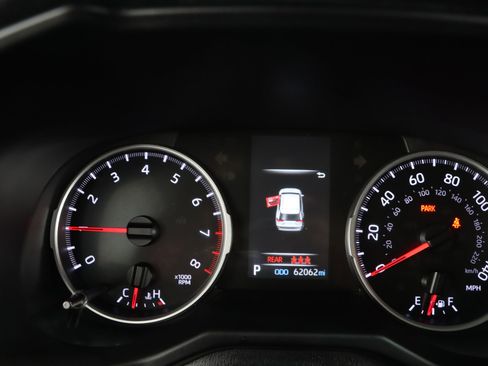 Used 2022 Toyota RAV4 LE image 15