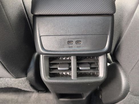 Used 2025 Chevrolet Equinox LT AWD/4WD image 22