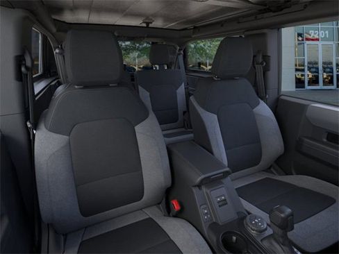 New 2025 Ford Bronco Base image 10