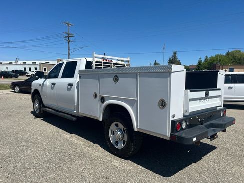Used 2020 RAM 2500 Tradesman w/ Protection Group AWD/4WD image 3