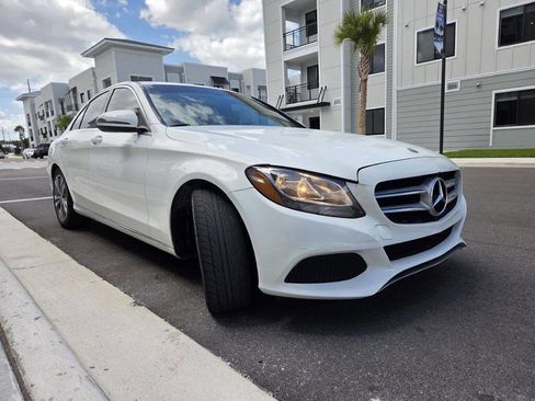 Used 2018 Mercedes-Benz C 300 Sedan image 4