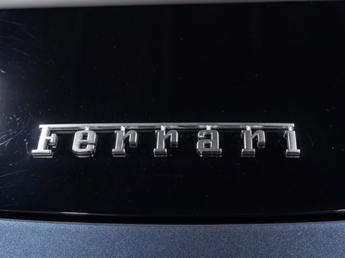 Used 2025 Ferrari Roma Spider image 32