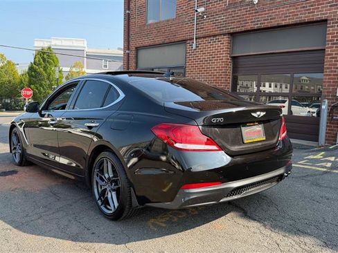 Used 2019 Genesis G70 2.0T Advanced w/ Elite Package RWD image 11