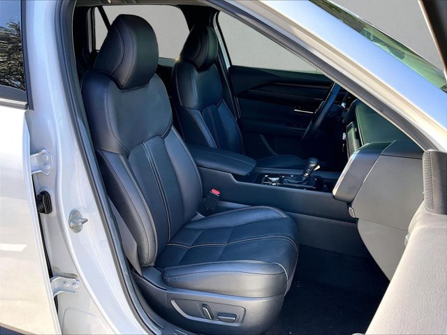 Used 2025 MAZDA CX-50 AWD 2.5 S w/ Premium Plus Pkg image 9
