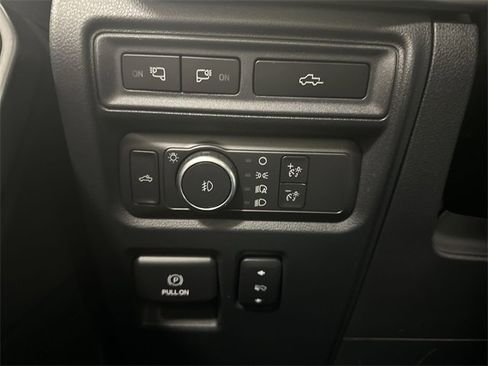 Used 2021 Ford F150 Lariat image 19