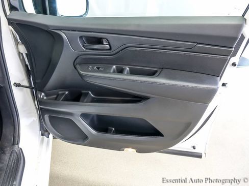 Used 2023 Honda Odyssey Sport image 24