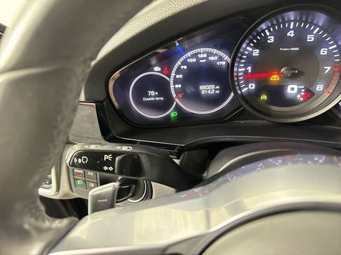 Used 2019 Porsche Cayenne AWD/4WD image 14