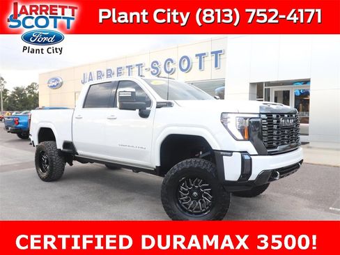 Used 2024 GMC Sierra 3500 Denali Ultimate image 1