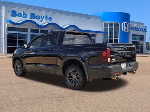 Used 2024 Honda Ridgeline Sport image 6