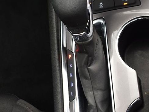 Used 2024 Chevrolet Malibu LT image 24