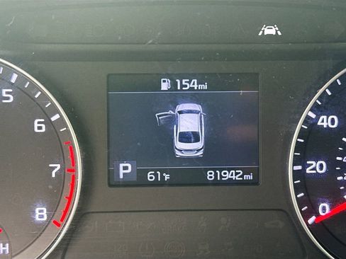 Used 2020 Kia Forte LXS FWD image 12