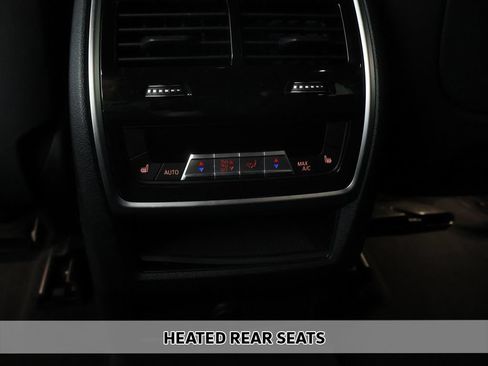 Used 2022 BMW X5 xDrive40i AWD/4WD image 9