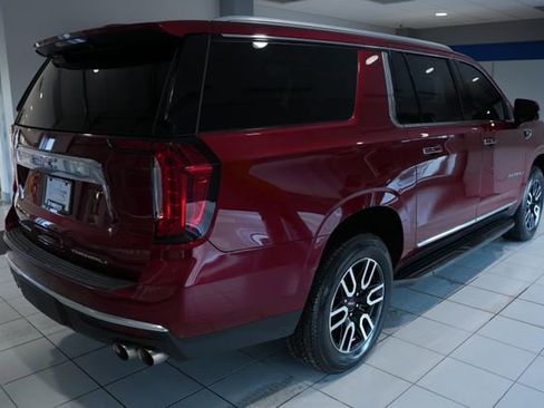 Used 2021 GMC Yukon XL Denali w/ Advanced Technology Package image 8
