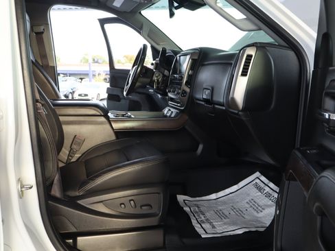 Used 2017 GMC Sierra 3500 Denali w/ Duramax Plus Package image 35