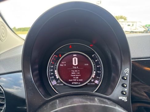 Used 2015 FIAT 500 Pop image 13