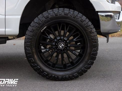 Used 2023 Ford F150 Lariat w/ Equipment Group 502A High image 8