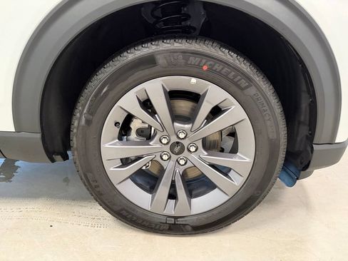 New 2026 Ford Explorer Active w/ Active Comfort Package AWD/4WD image 39