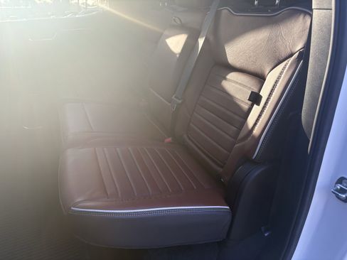 Used 2024 GMC Sierra 1500 Denali Ultimate image 8