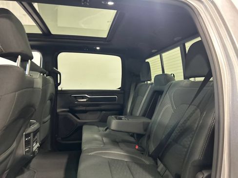Used 2025 RAM 1500 Big Horn AWD/4WD image 32