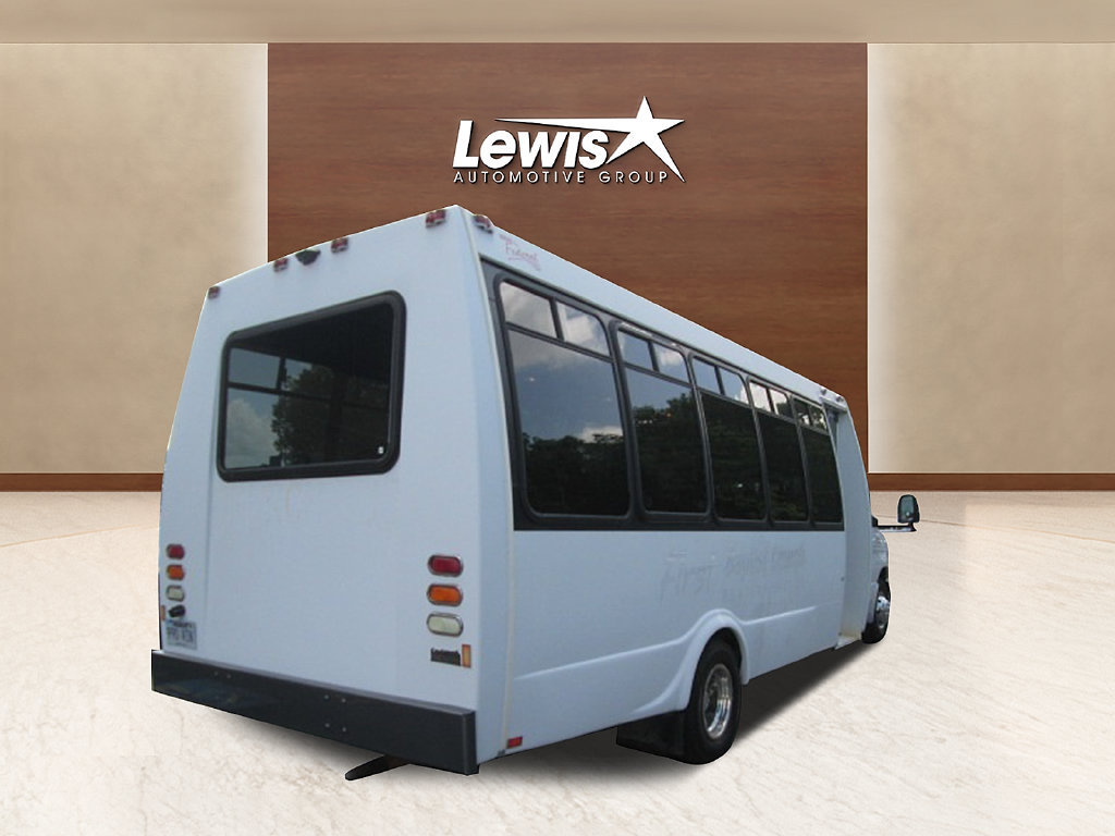 Used 2003 Ford E-450 and Econoline 450 RWD image 3